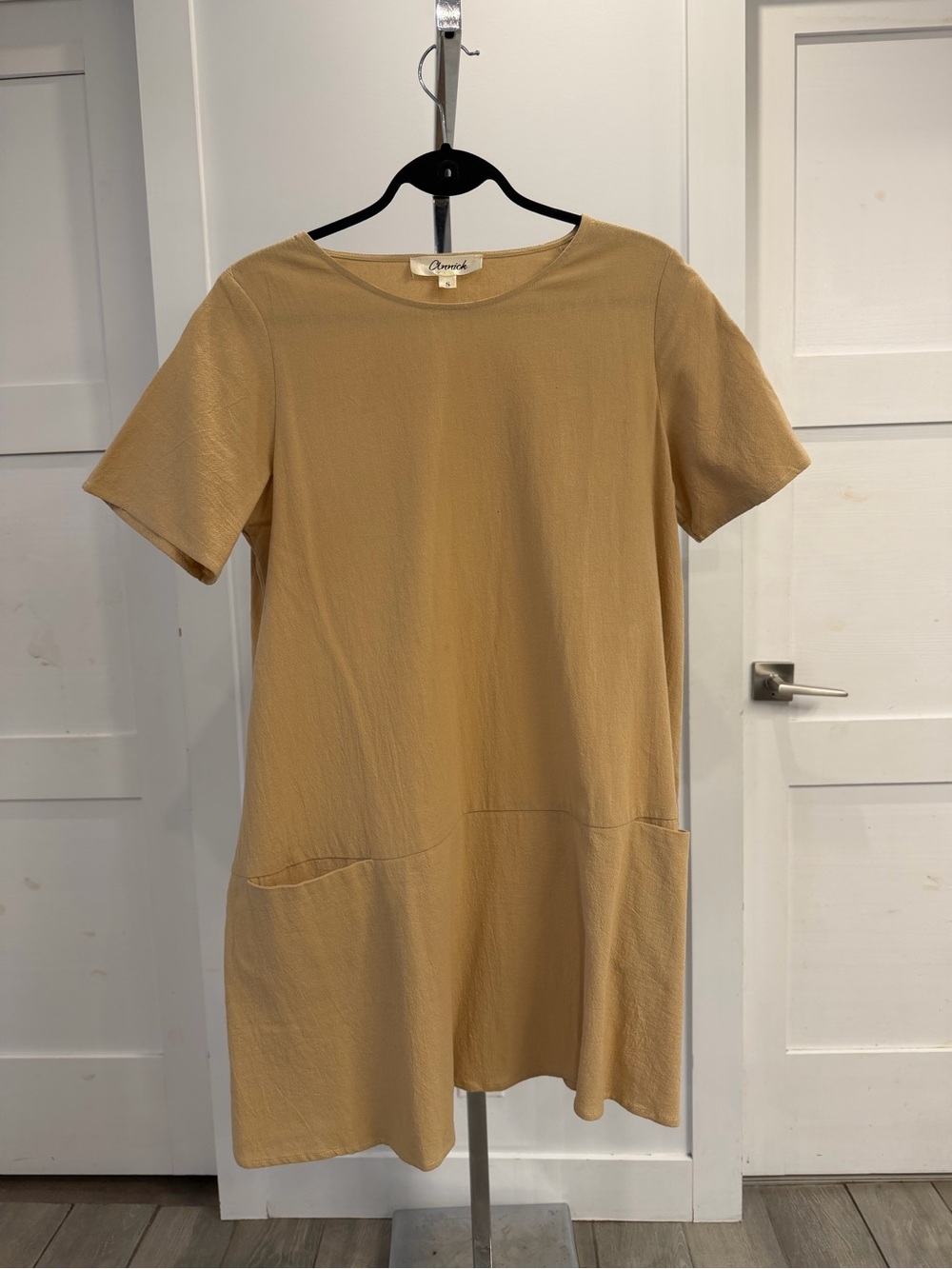 Creamy Tan Short-Sleeve Dress with pockets